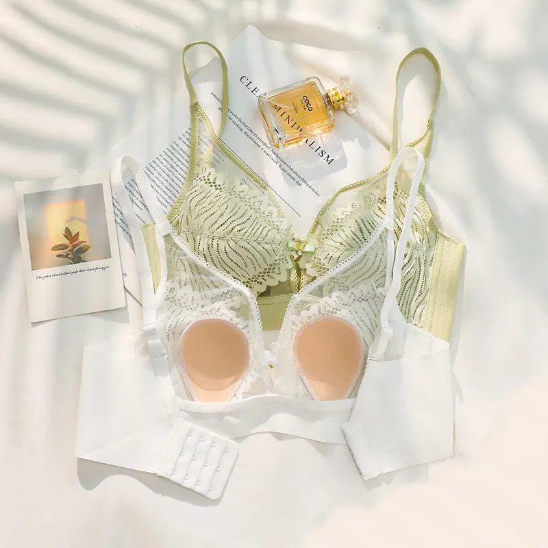 Summer big breasts show small underwear women's gathered anti-sagging sexy ultra-thin side breasts ultra-thin rabbit ears bra